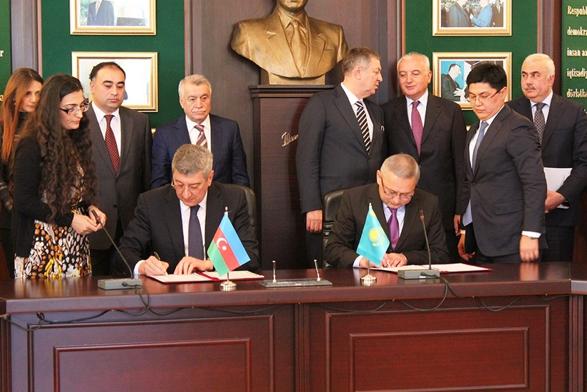 Azerbaijan, Kazakhstan sign new cooperation agreement