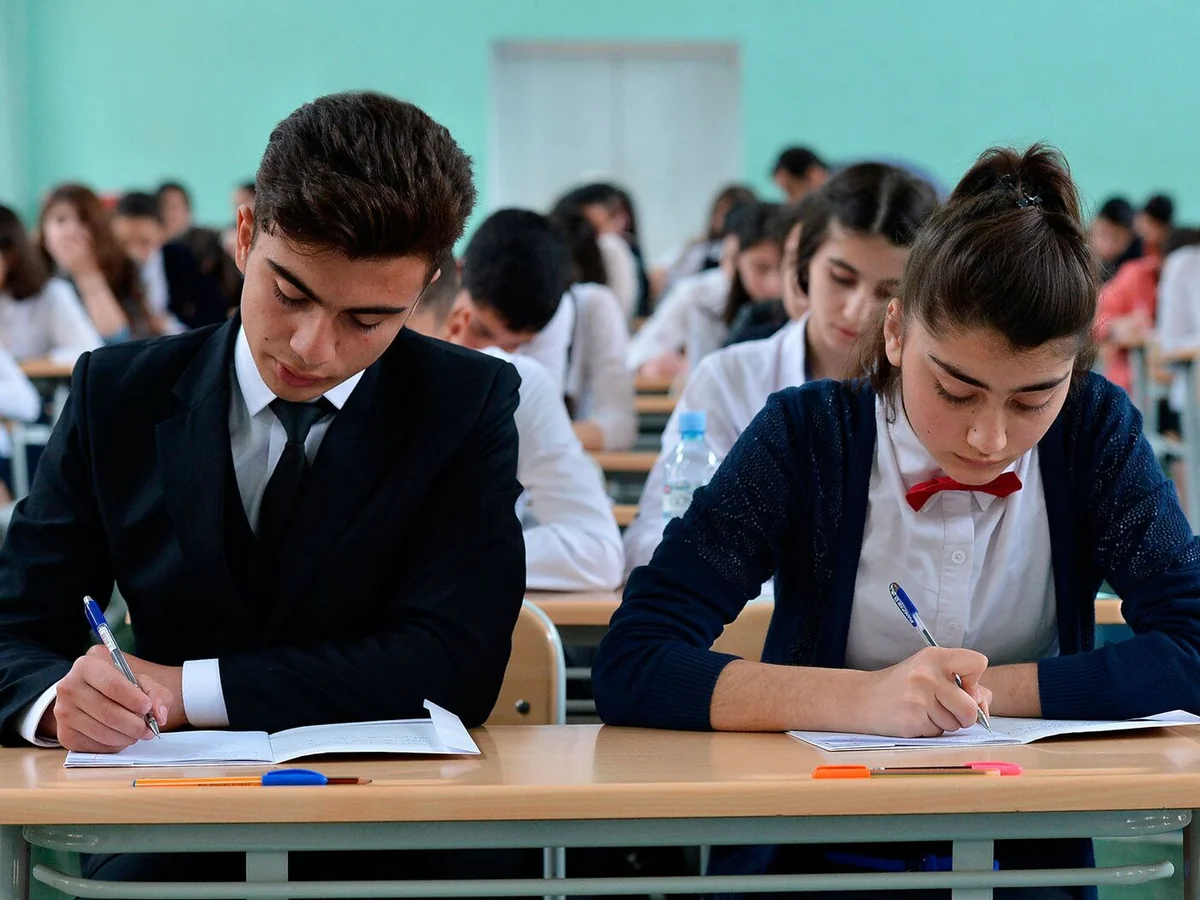 Sabah məktəbi vaxtından əvvəl bitirmək istəyənlər imtahan verəcək