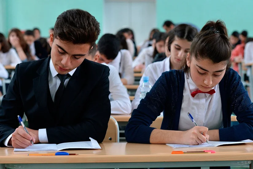 Sabah məktəbi vaxtından əvvəl bitirmək istəyənlər imtahan verəcək