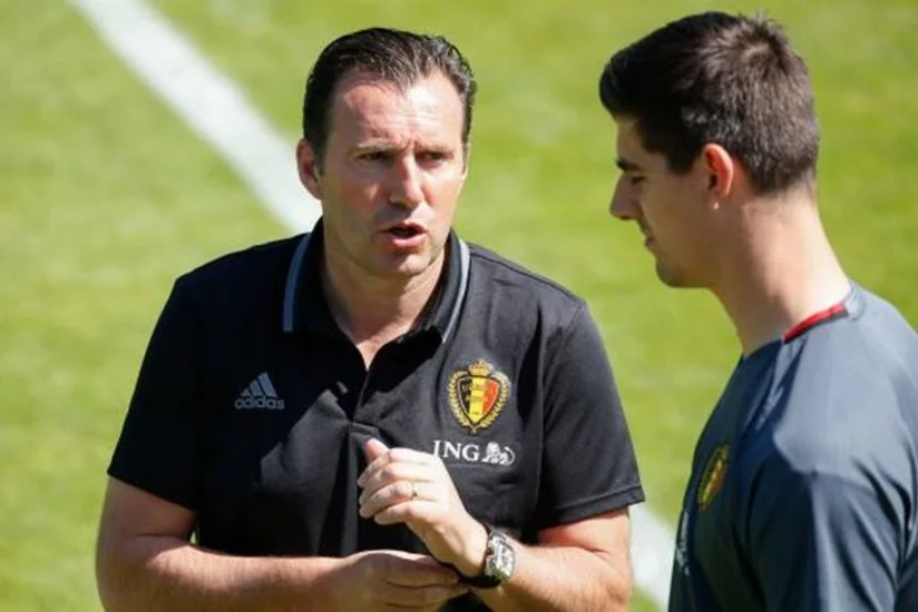 Chelsea goalkeeper sues former head coach of Belgian team