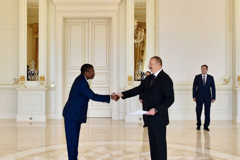 President Ilham Aliyev receives credentials of incoming Burkina Faso ambassador - UPDATED