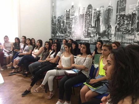 Gənclər üçün Təhsil Mərkəzi “Qızlar Seminariyası” proqramına start verib