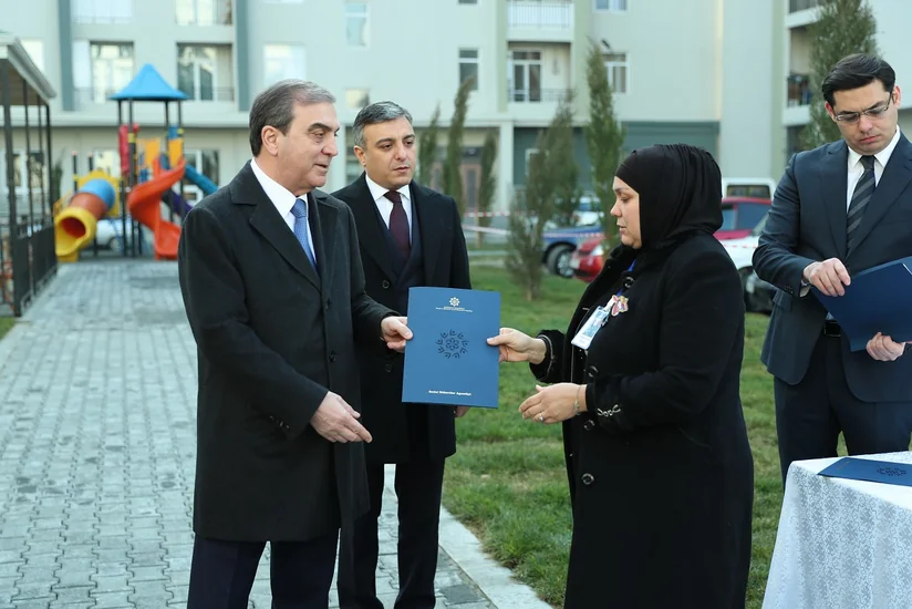 Gəncədə 80 mənzil şəhid ailələri və müharibə əlillərinə təqdim edilib