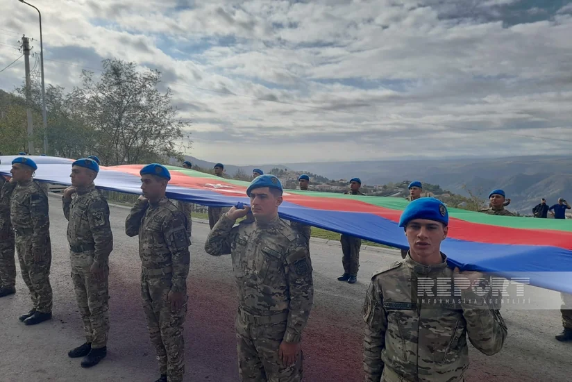 Laçın şəhərində Zəfər Günü münasibətilə Bayraq yürüşü keçirilib