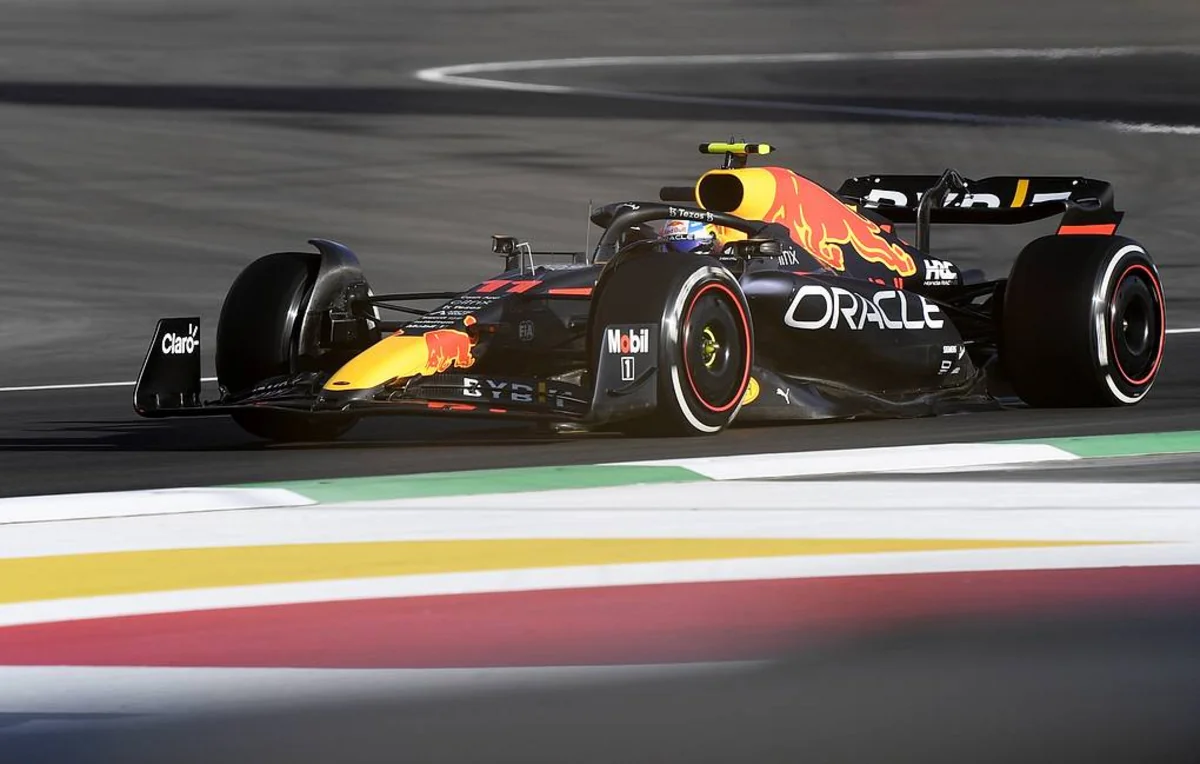 Formula 1: Serxio Peresin təsnifatda ilk uğuru, Mik Şumaxer qəzaya düşüb