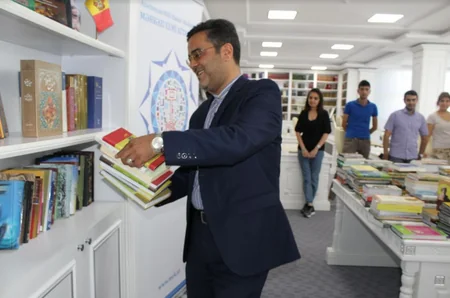 MEK-də İranın Azərbaycandakı səfirliyinin diplomatik guşəsi yaradılıb