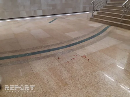 Sumqayıt sakini sərxoş vəziyyətdə metroda yıxılaraq xəsarət alıb - FOTO