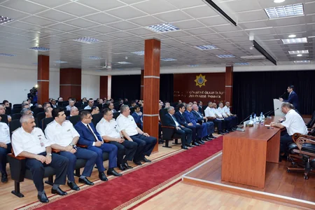Hava Nəqliyyatında Baş Gömrük İdarəsində sahibkarlarla görüş keçirilib