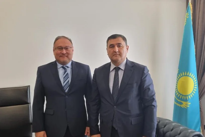 Azərbaycan səfiri Qazaxıstan XİN başçısının birinci müavini ilə görüşüb