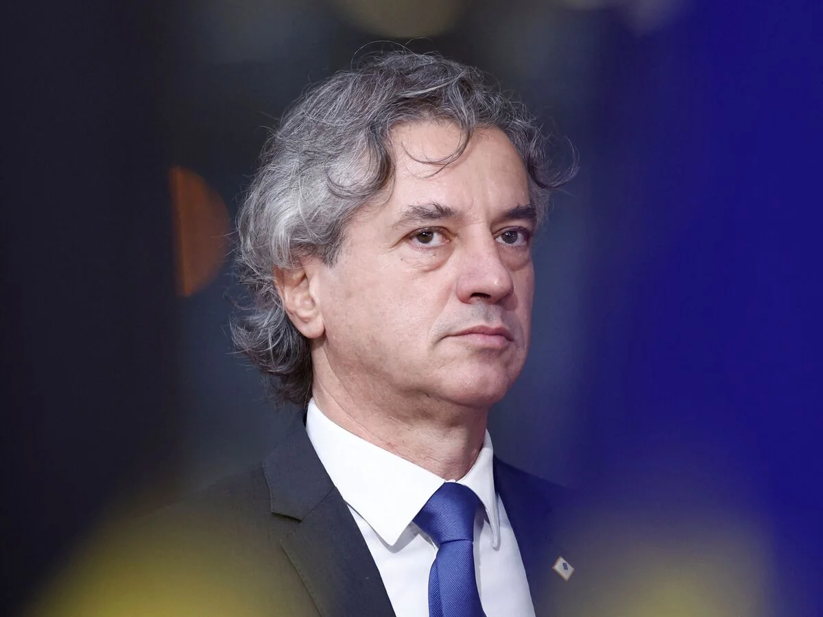 Премьер-министр Словении выступил за легализацию мигрантов