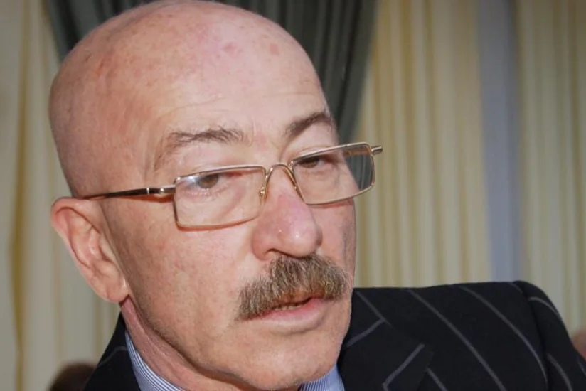 Певец Розенбаум спас женщину во время полета