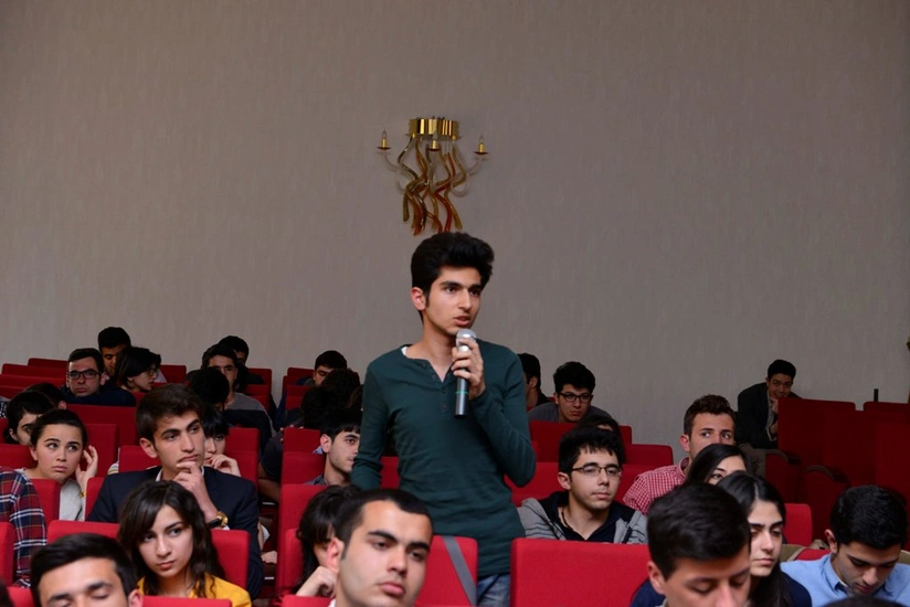 Bakı Ali Neft Məktəbinin tələbələri Halliburton şirkətində yay təcrübəsi keçəcəklər