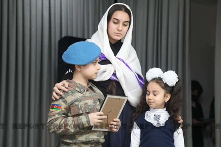 Şagirdlərin Xocalı soyqırımı ilə bağlı hazırladığı kompozisiya təqdim edilib