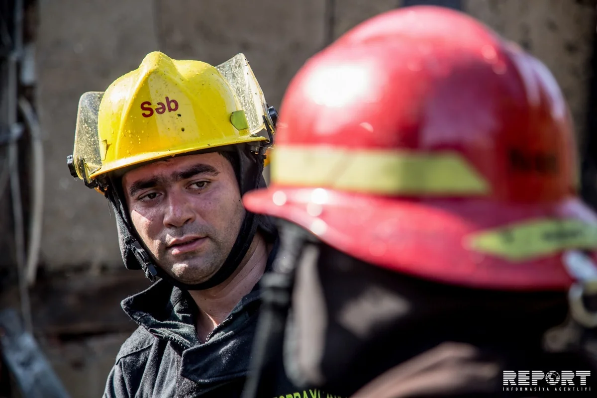 Bakıda yanğın olub, ölənlər var
