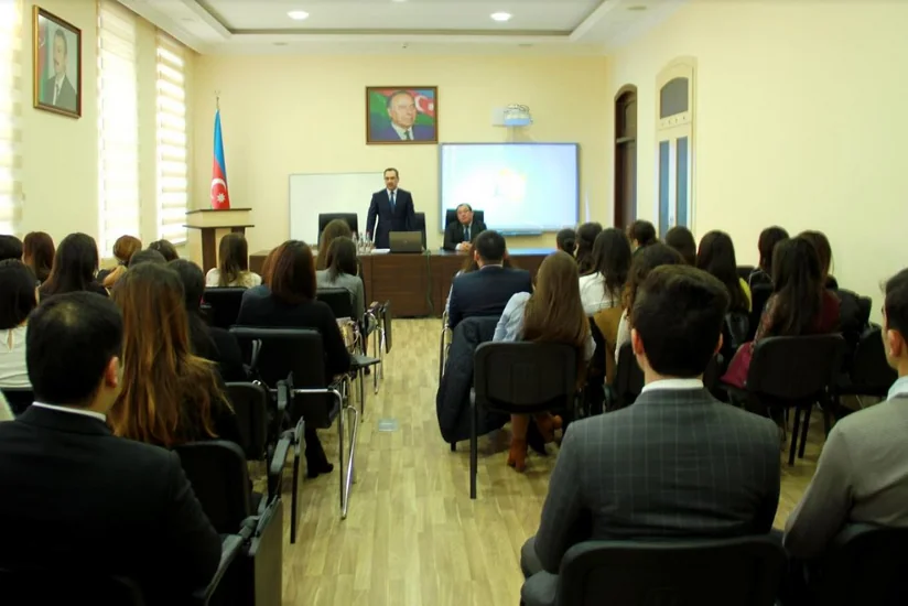 Ədliyyə Akademiyasında icbari təlim kursuna başlanılıb