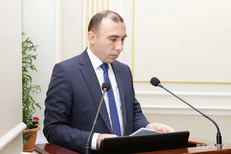 Orta məktəb dərsliklərində yer almış dil qüsurları açıqlanıb - MONİTORİNQ
