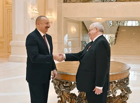 Prezident İlham Əliyev Mixail Qusmana “Şərəf” ordenini təqdim edib - YENİLƏNİB