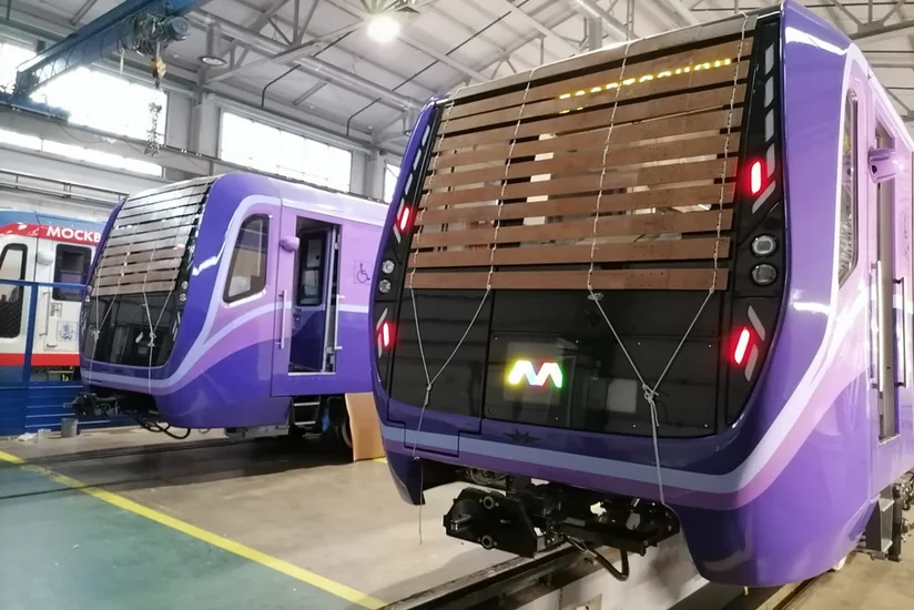 Metronun Rusiyadan aldığı 2 yeni qatar Bakıya çatıb