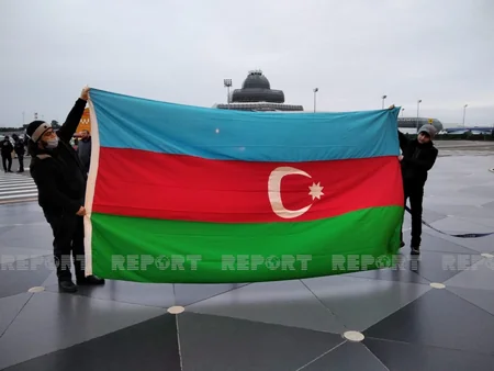 Азербайджанские борцы вольного стиля вернулись на Родину