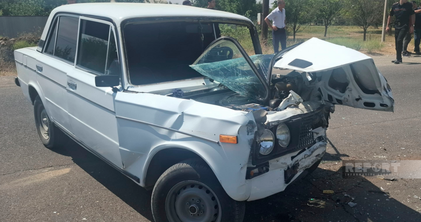 Goranboyda mikroavtobusla minik avtomobili toqquşub, xəsarət alanlar var
