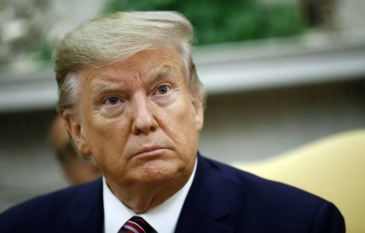 Трамп подписал законы, предотвращающие остановку правительства