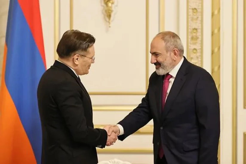 Премьер Армении и глава Росатом обсудили строительство нового энергоблока АЭС