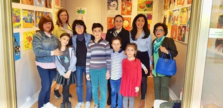 Azərbaycanlı uşaqların Parisdə sülhə həsr olunmuş sərgisi açılıb