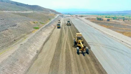 Azerbaijan building new roads to liberated districts