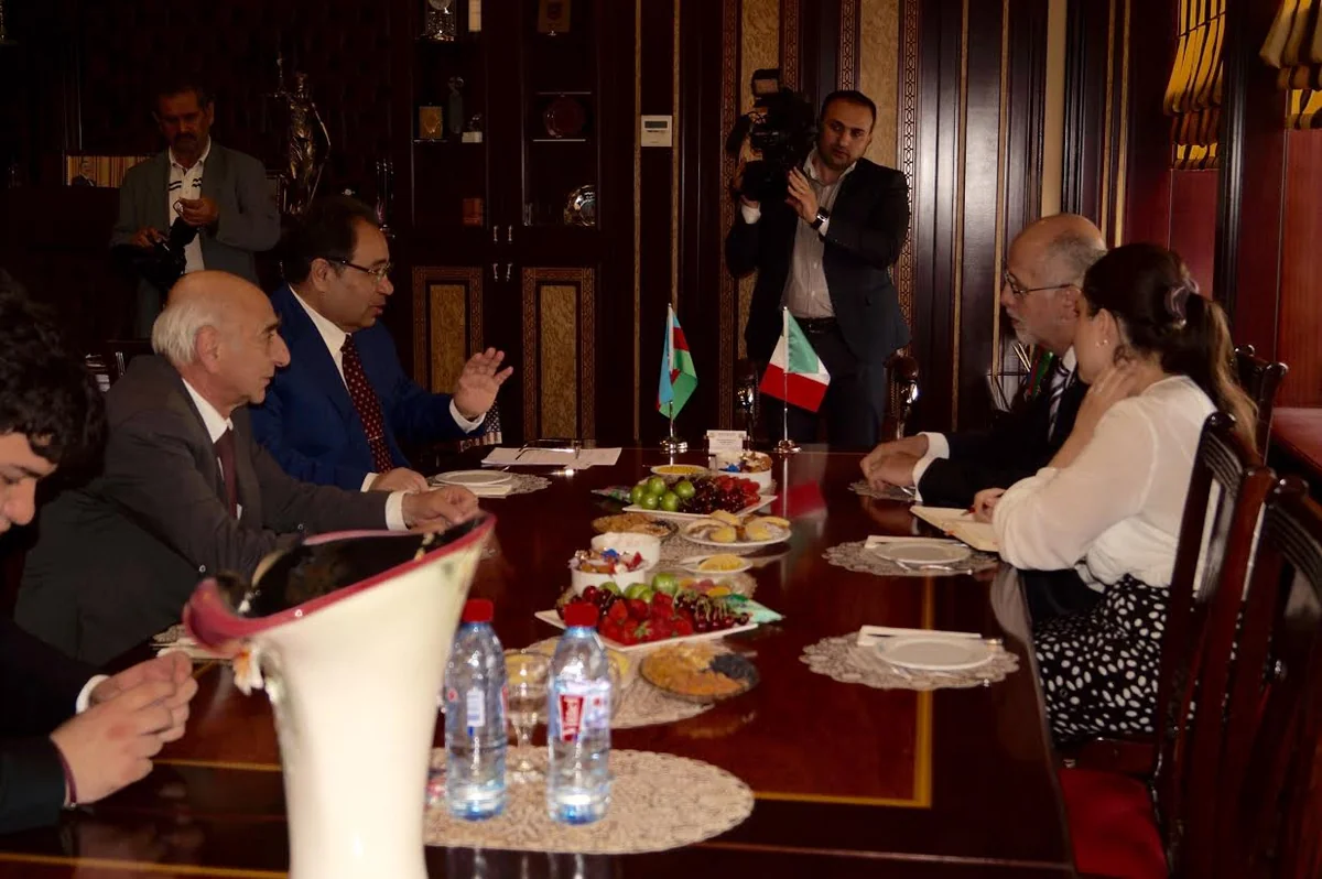 ​Meksika səfiri Baki Dövlət Universitetində olub