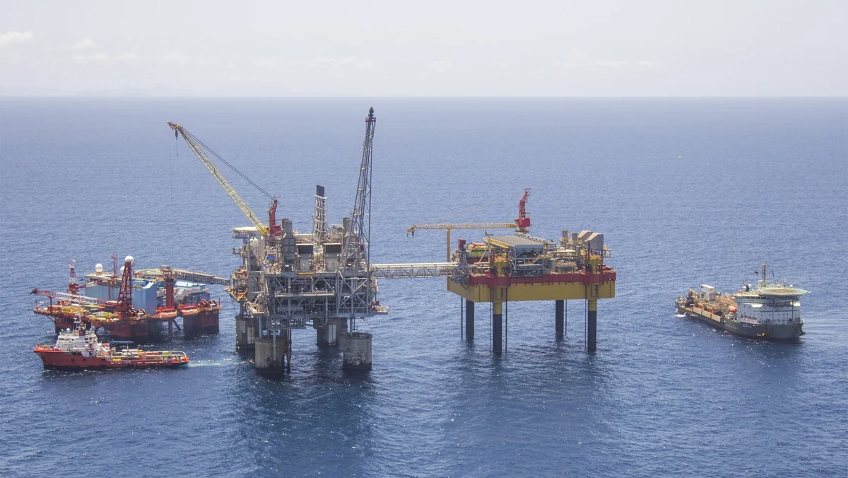 Azerbaijani oil price falls