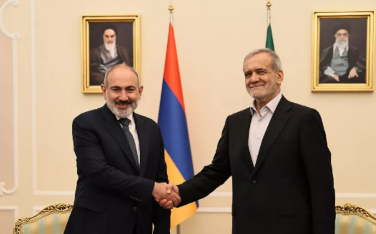 Armenian PM tells Iranian president talks with Azerbaijan concluded