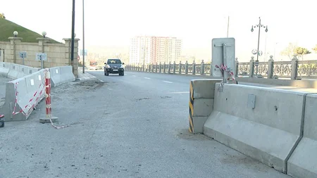 Bakının Moskva prospektinin köməkçi yolunda nəqliyyatın hərəkəti dəyişdirilir