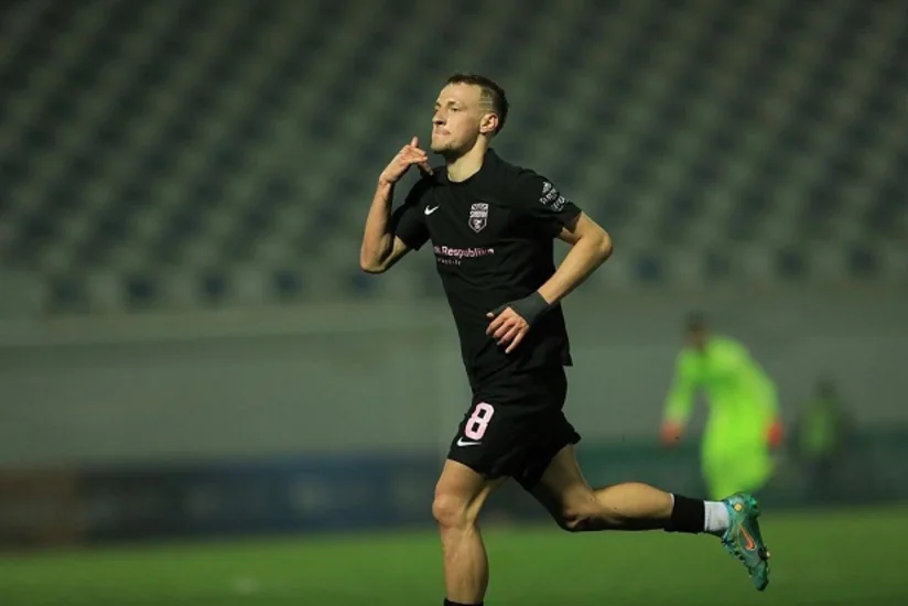 “Trabzonspor” “Sabah”dan ayrılan futbolçunu transfer etmək istəyir