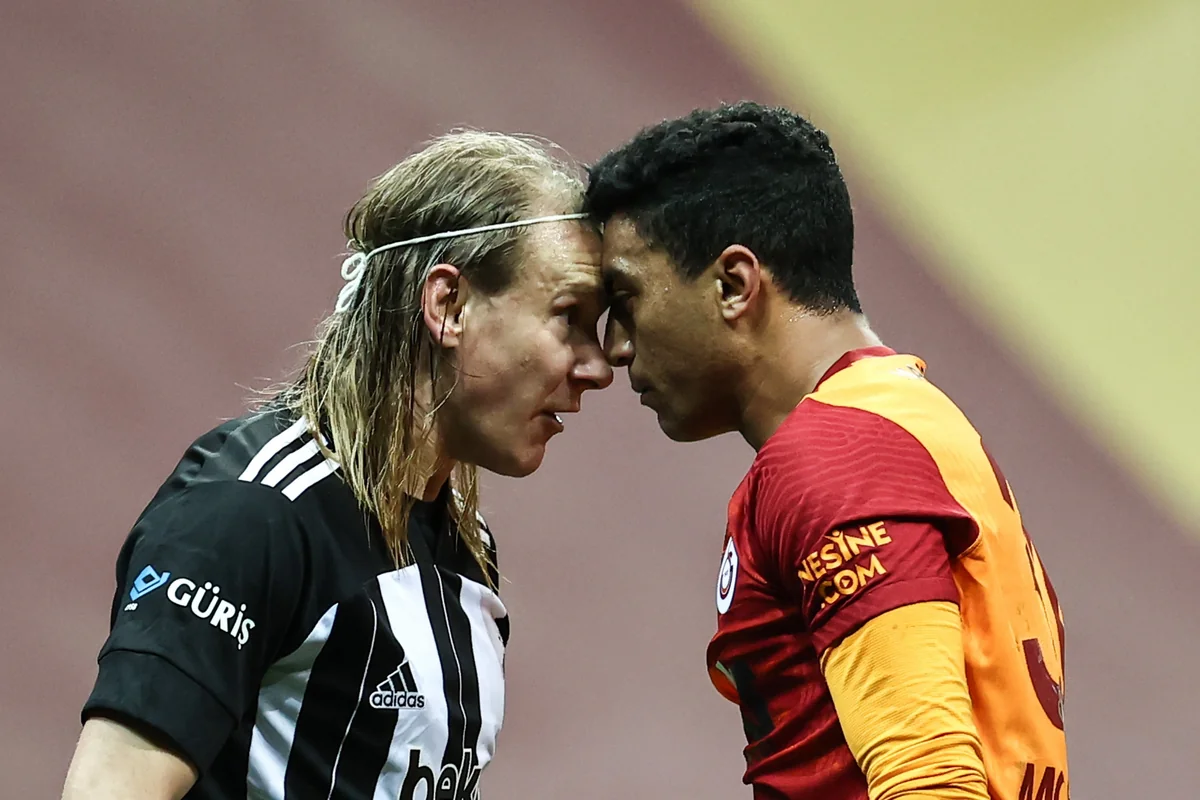 Bu gün Türkiyə Super Liqasında mövsümün ilk İstanbul derbisi olacaq