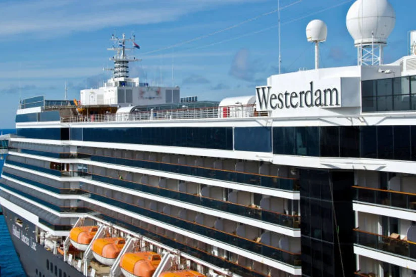 Лайнеру Westerdam разрешили пришвартоваться в Камбодже
