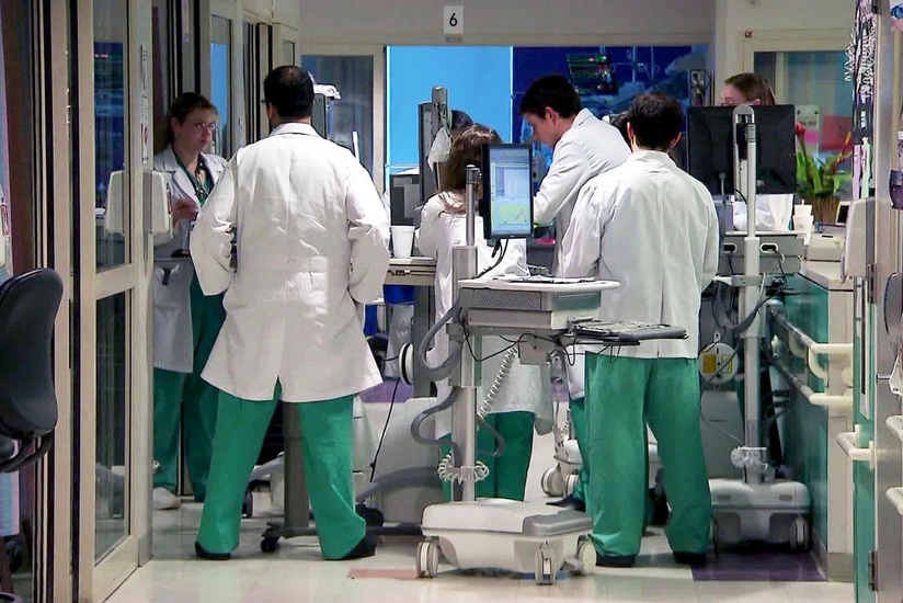 Koronavirusla mübarizədə iştirak edən tibb işçilərinin sosial müdafiəsi gücləndirilir