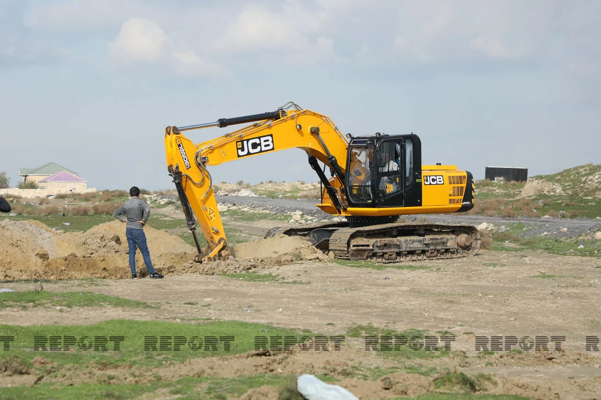 Magistral neft kəmərinin təmirinə maneçilik törədilir