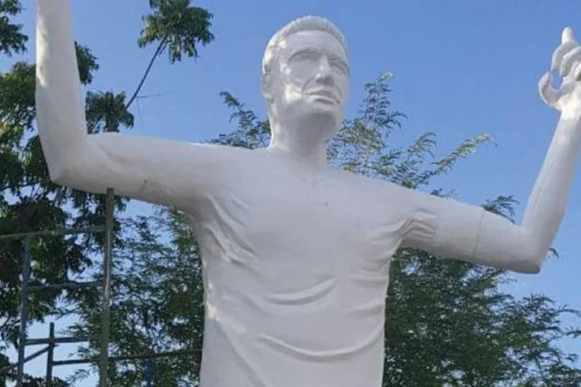 Kolumbiyada futbolçu Radamel Falkaoya heykəl qoyulub