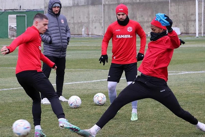 “Araz-Naxçıvan”ın bombardiri “Qarabağ”la oyuna hazırdır