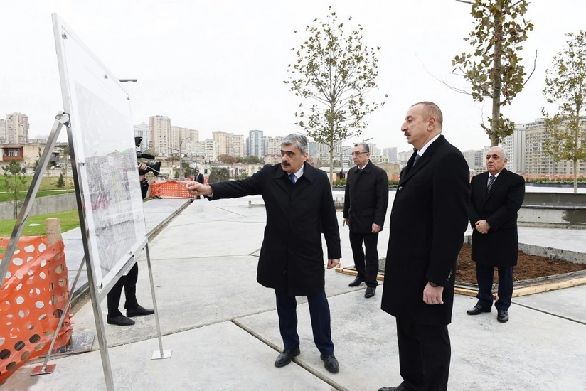 President Ilham Aliyev views redevelopment and construction work around Tazapir mosque
