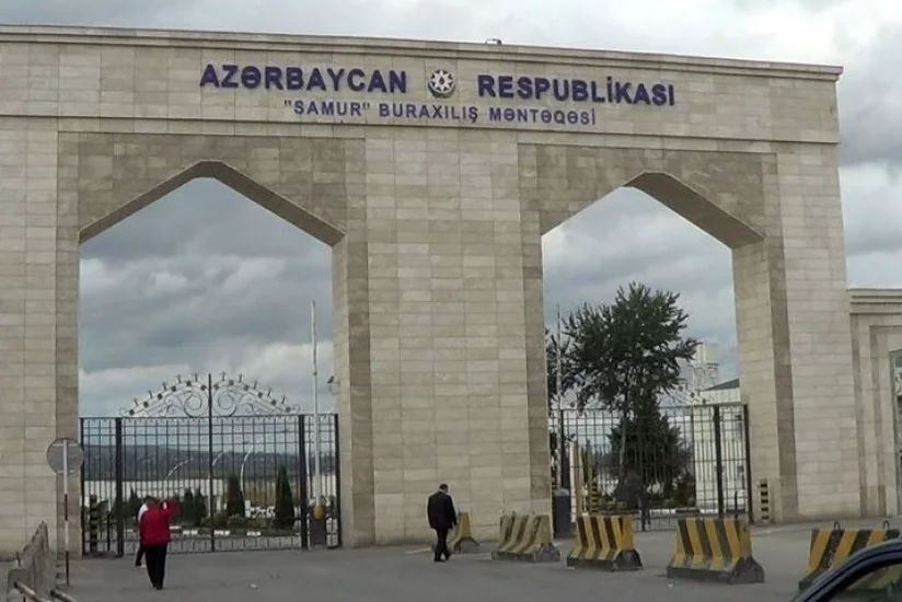 DGK: Son 3 gündə 475 avtonəqliyyat vasitəsi Rusiya sərhədini keçib