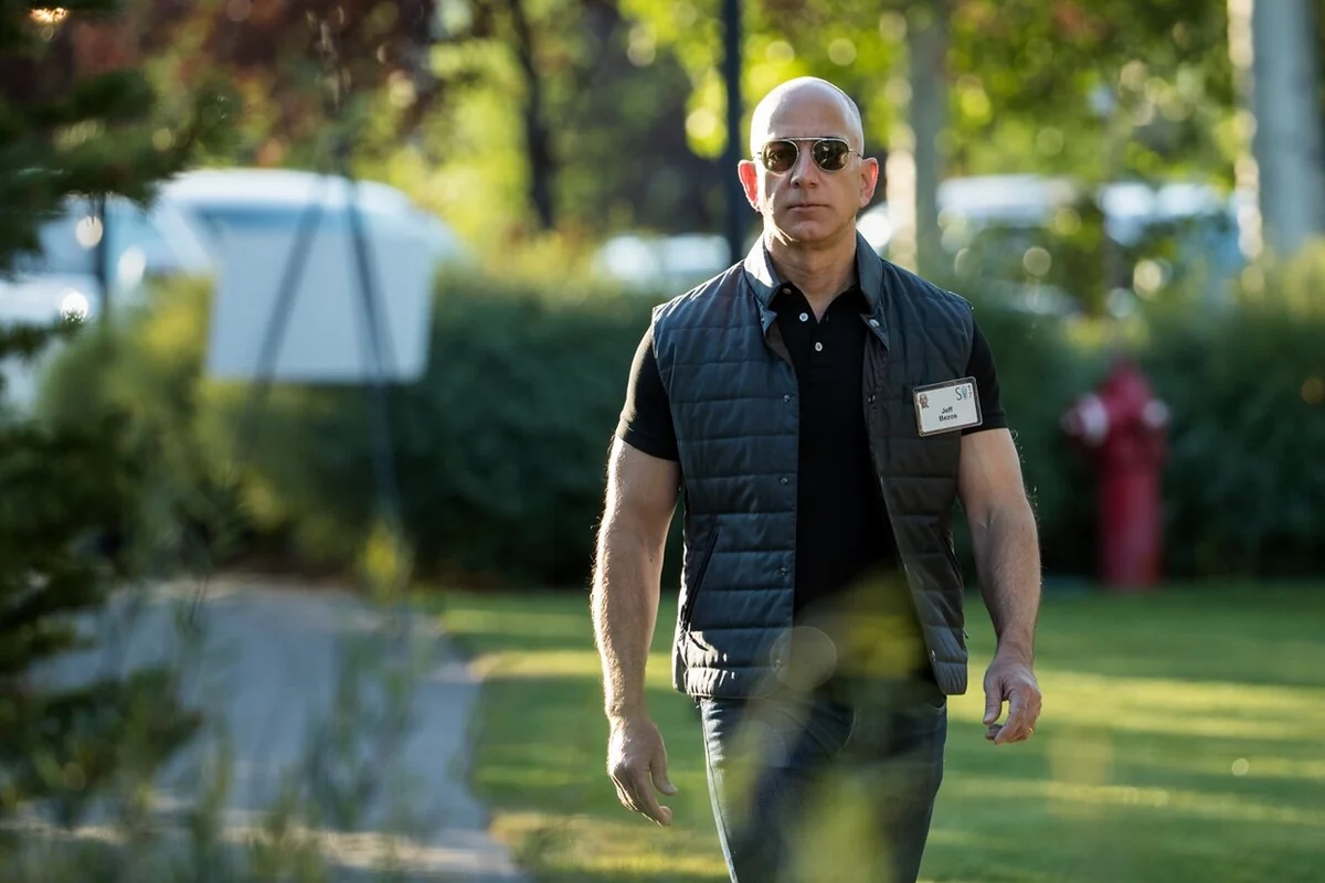 Cef Bezos kosmosa uçacaq