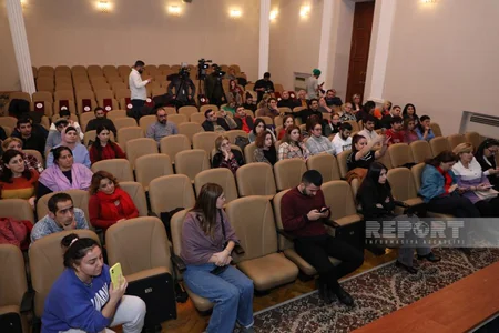 Direktor Kukla Teatrında aparılan yoxlamalara münasibət bildirib: Burada ciddi oyun gedir
