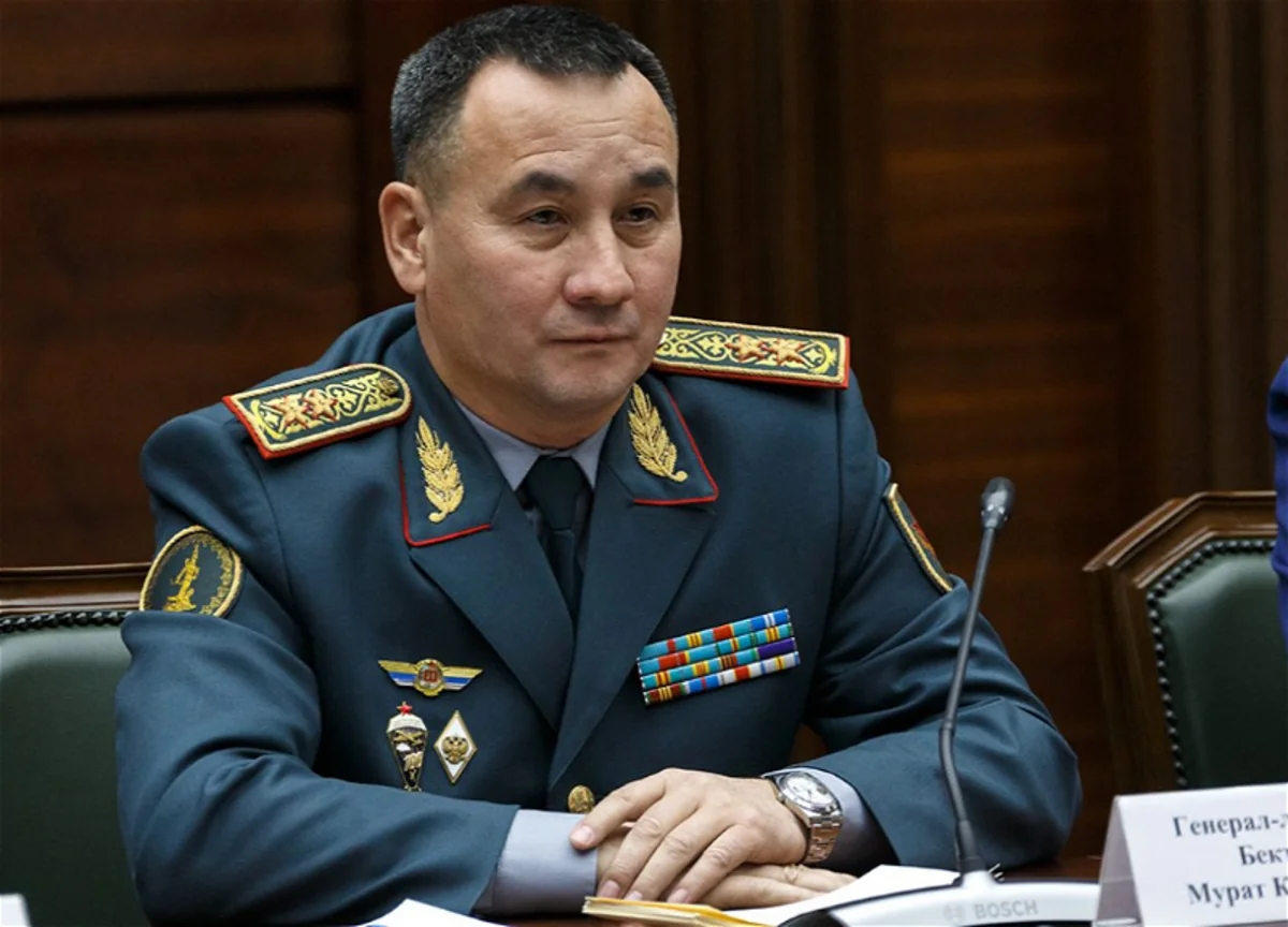 Бывшего главу Минобороны Казахстана приговорили к 12 годам
