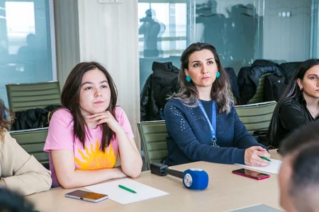 Bakı Limanında media nümayəndələri üçün növbəti sahəvi jurnalistika təlimi keçirilib