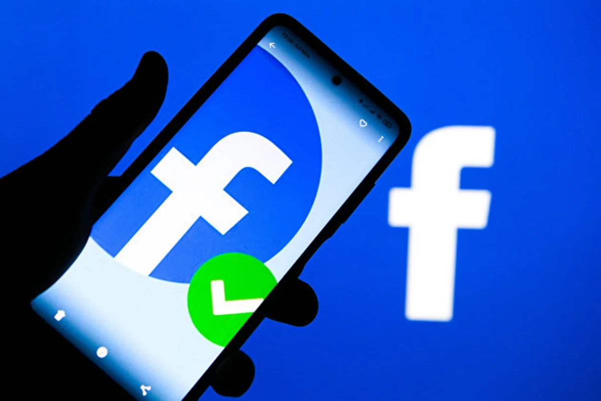 Facebook удалил аккаунты ряда компаний, следивших за пользователями