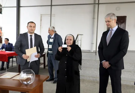 Daha 27 şəhid ailəsi və Qarabağ müharibəsi əlilinə mənzil verilib