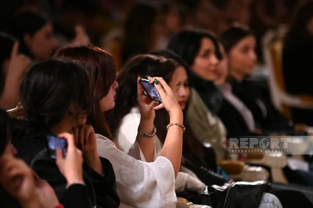 Fərhad Bədəlbəylinin ifasında konsert proqramı təşkil olunub