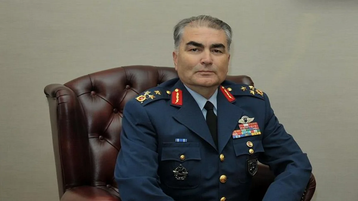 Türkiyədə daha bir general istefaya gedib