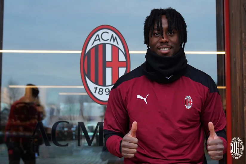 Milan yeni transferini açıqladı